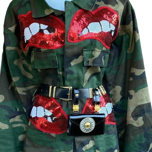 Versace Patent Leather Belt Bag - Picture 11 of 11